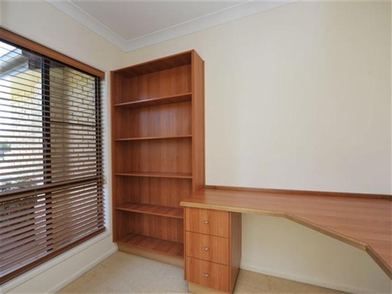 10 Hanna Court, Westbrook QLD 4350