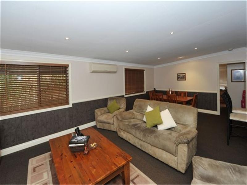 212 Bridge Street, Newtown QLD 4350