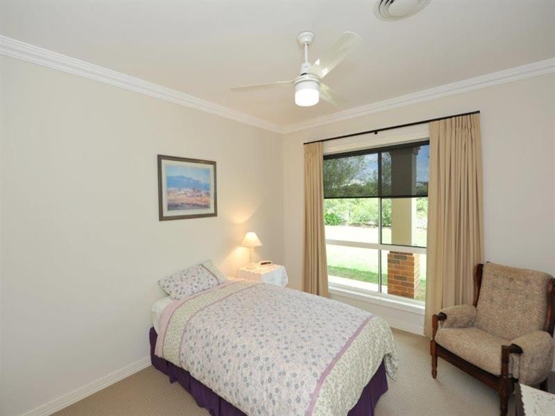 54 Palmer Drive, Highfields QLD 4352