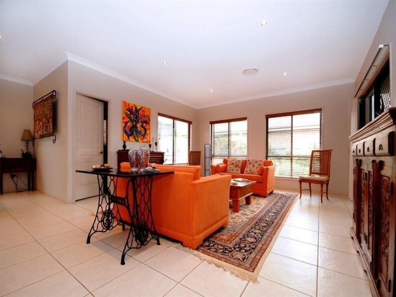 93 Spring Street, Middle Ridge QLD 4350