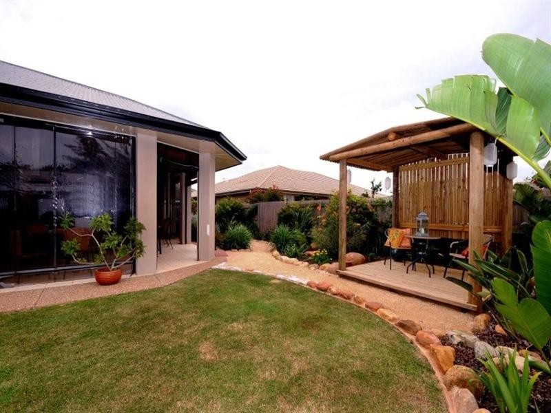 93 Spring Street, Middle Ridge QLD 4350