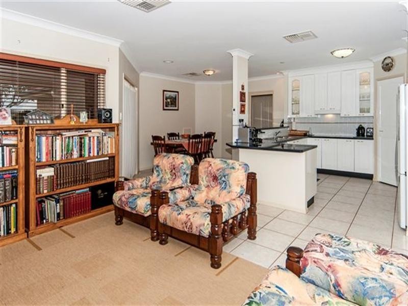 11 Jacob Court, Westbrook QLD 4350