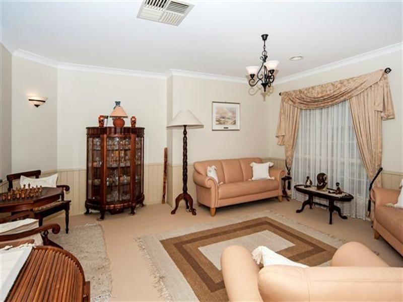 11 Jacob Court, Westbrook QLD 4350