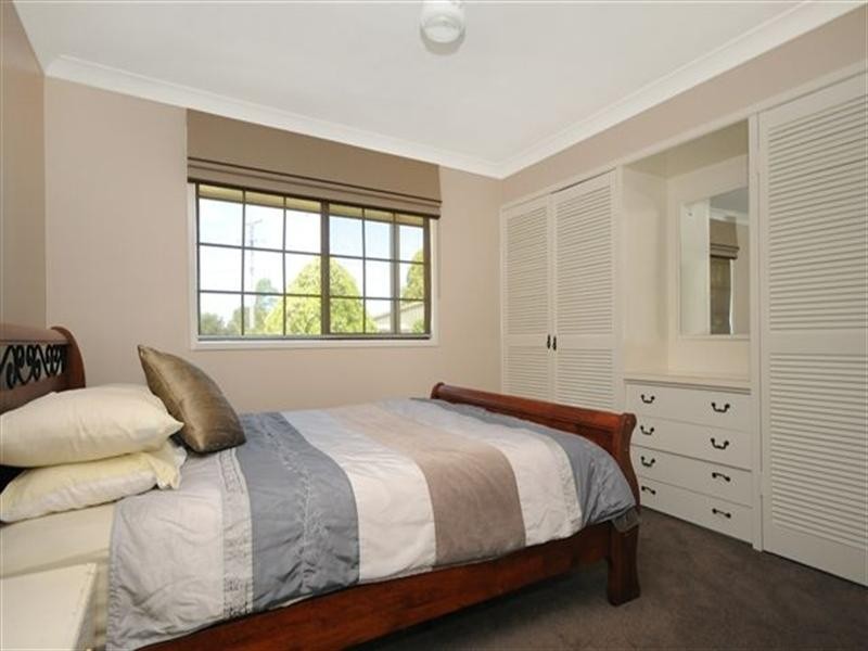 26 Nugent Crescent, Wilsonton QLD 4350