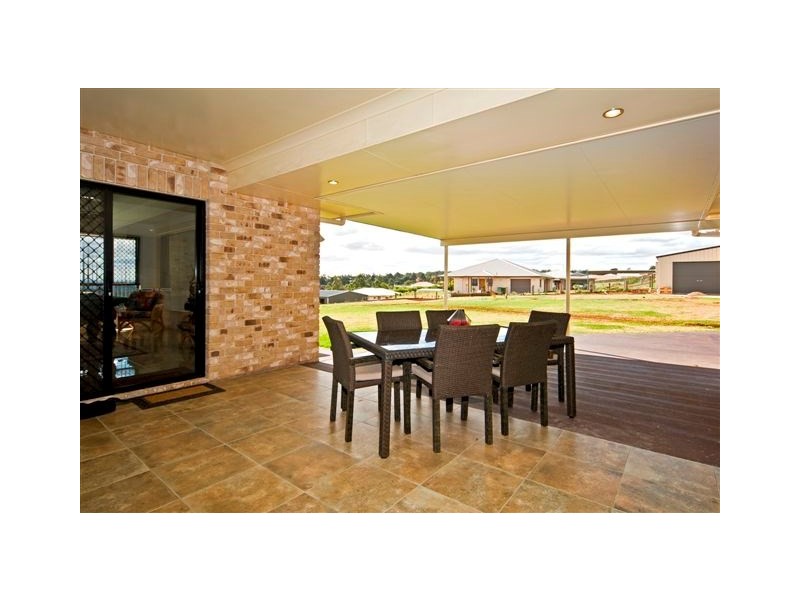 134 Harch Road, Highfields QLD 4352