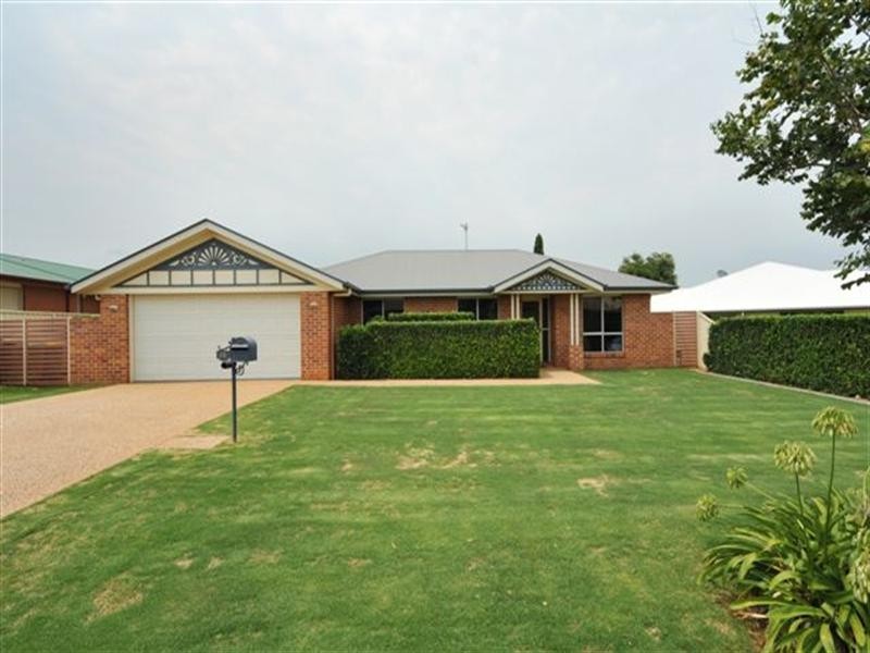 26 Lavarack Street, Darling Heights QLD 4350