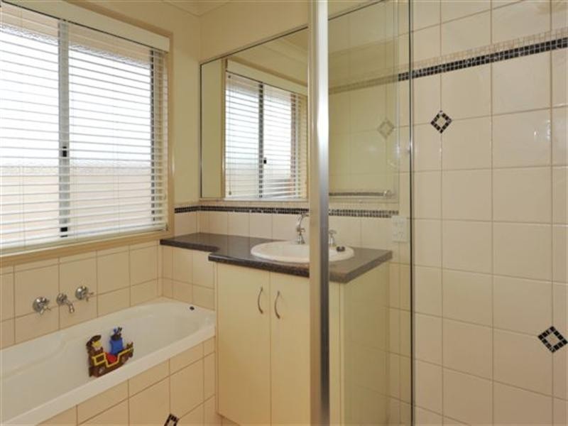 26 Lavarack Street, Darling Heights QLD 4350