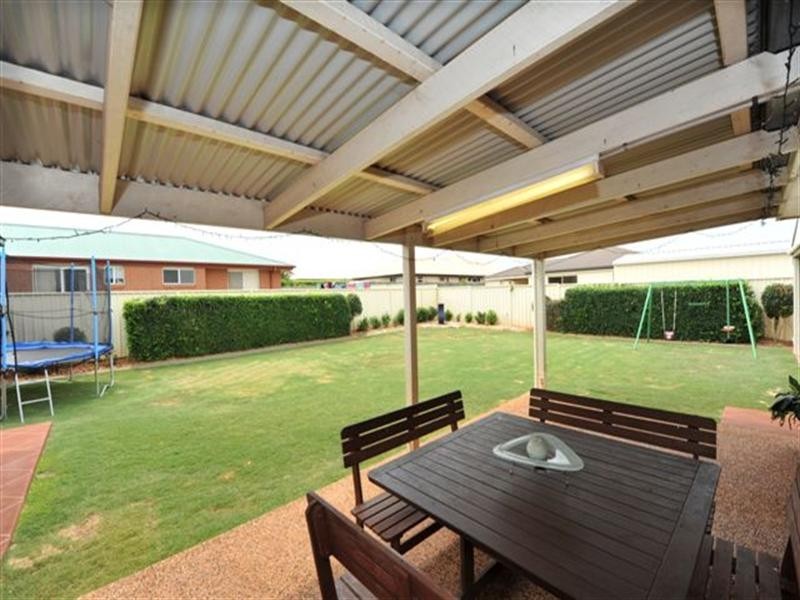 26 Lavarack Street, Darling Heights QLD 4350