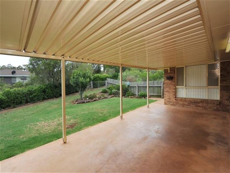 10 Denaid Street, Highfields QLD 4352