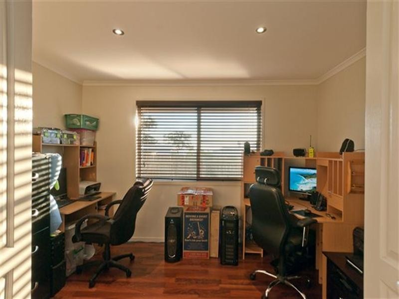 9 schaefer Court, Westbrook QLD 4350