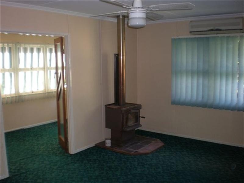 38 Ruthven Street, Harlaxton QLD 4350