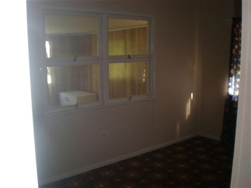 38 Ruthven Street, Harlaxton QLD 4350