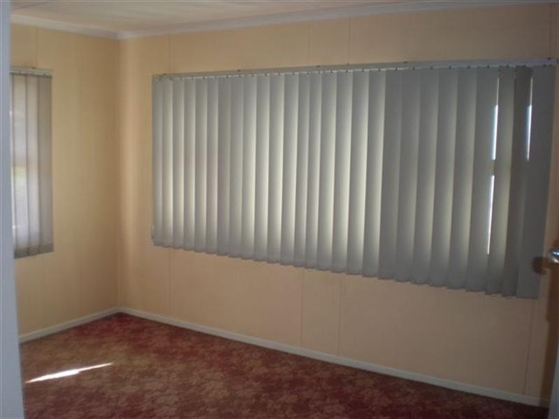 38 Ruthven Street, Harlaxton QLD 4350