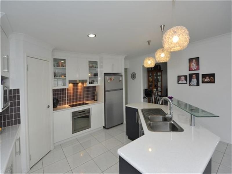 10 Grundy Street, Westbrook QLD 4350