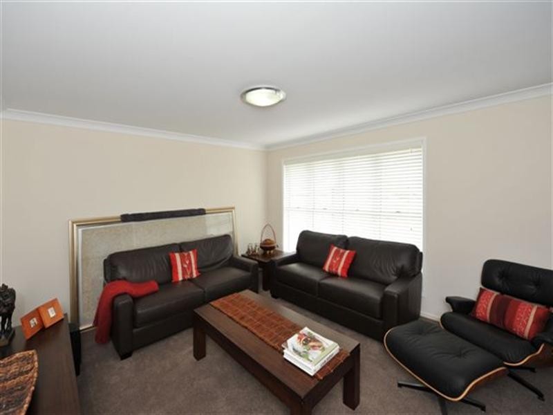 17 Schneider Court, Middle Ridge QLD 4350