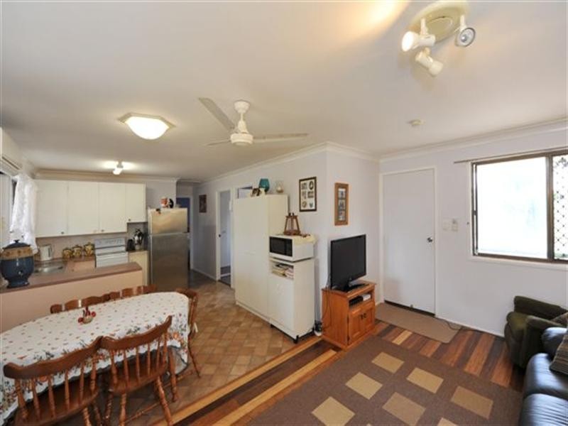 15 Creek Street, Cambooya QLD 4358