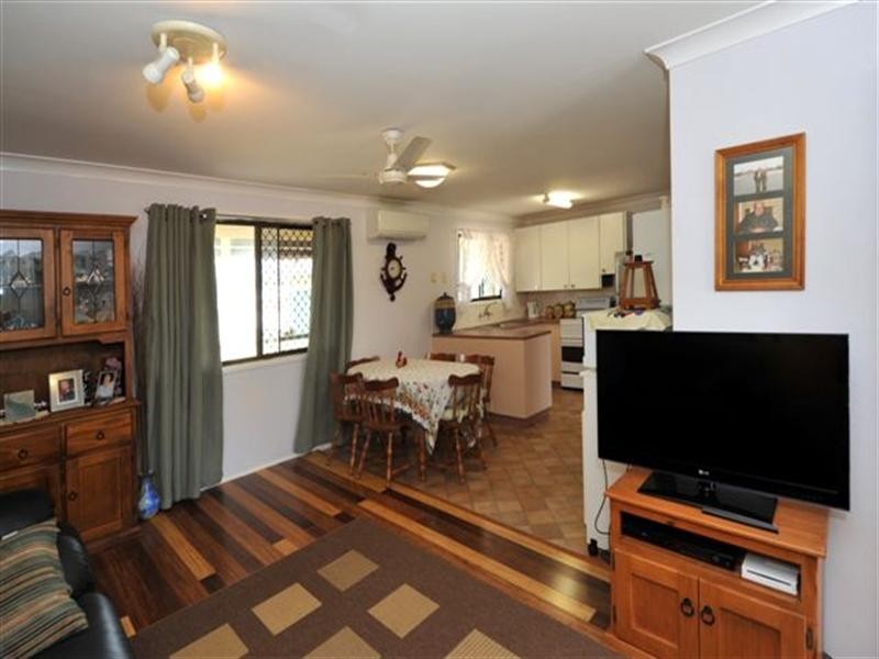 15 Creek Street, Cambooya QLD 4358