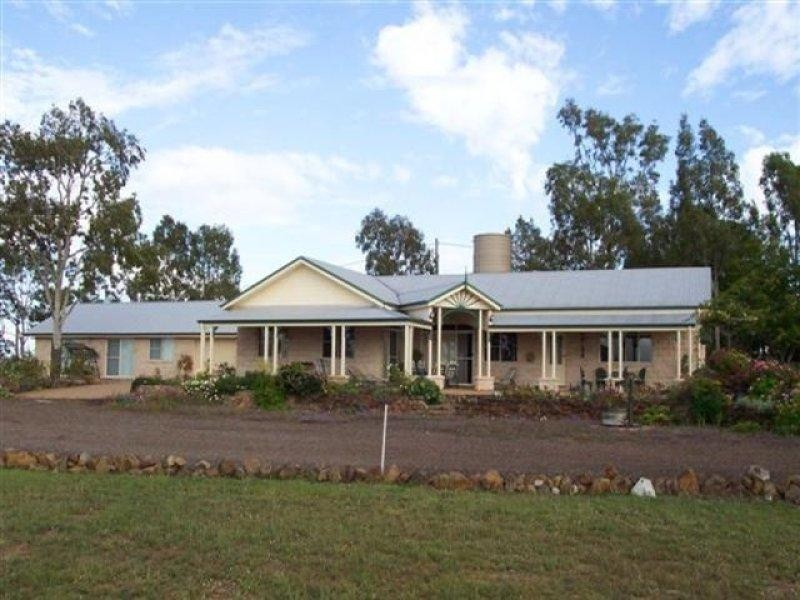 145 Henningsen Road, Oakey QLD 4401