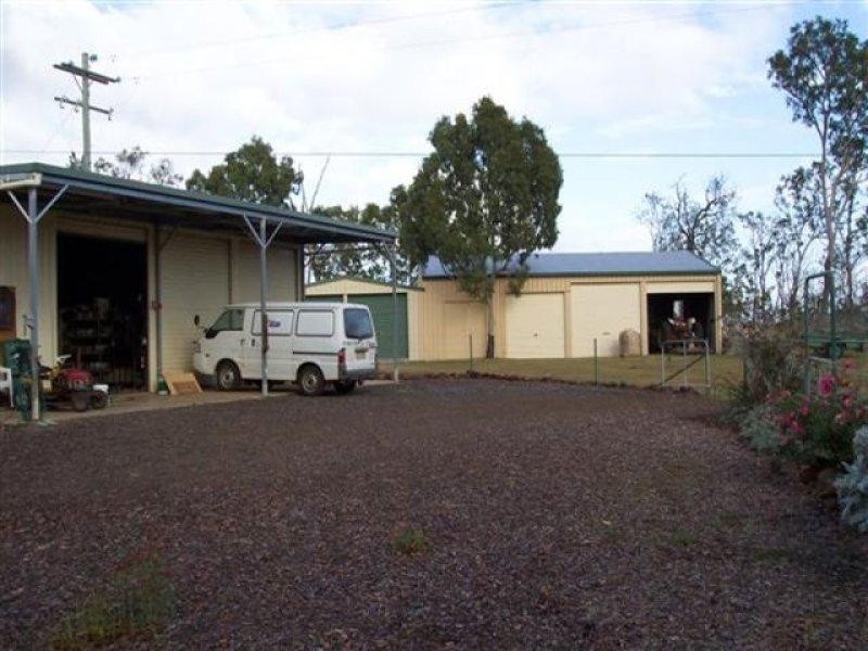 145 Henningsen Road, Oakey QLD 4401