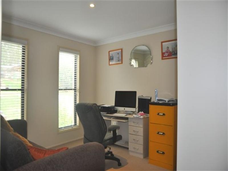 9 Samuel Court, Darling Heights QLD 4350