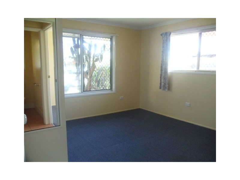 40 Arabian Street, Harristown QLD 4350