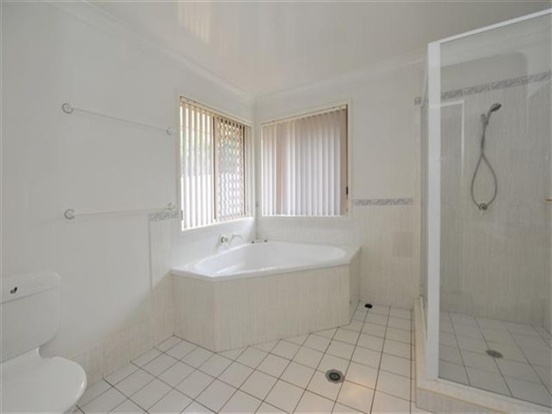 14 Poppy Court, Middle Ridge QLD 4350