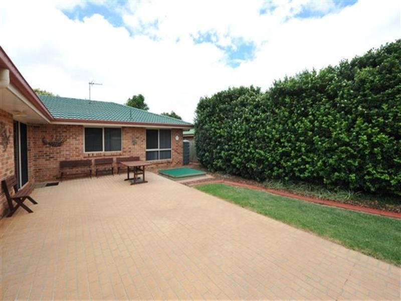 14 Poppy Court, Middle Ridge QLD 4350