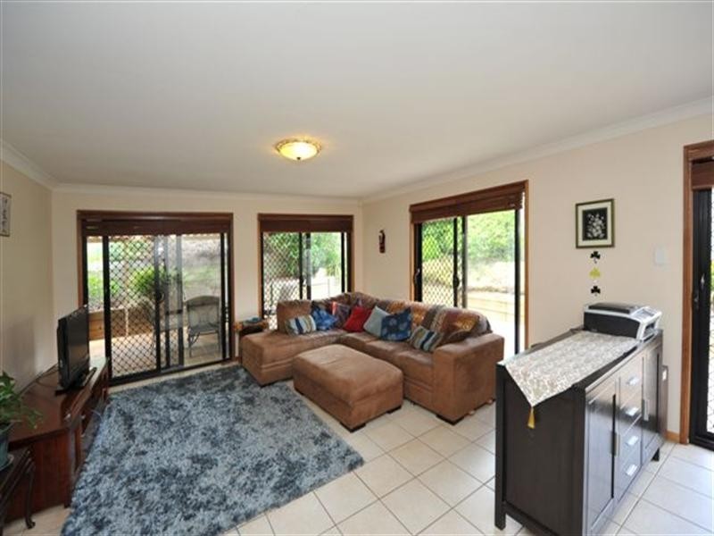 1/9 Kauri Street, Kearneys Spring QLD 4350