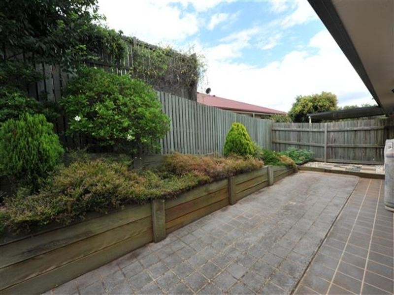 1/9 Kauri Street, Kearneys Spring QLD 4350