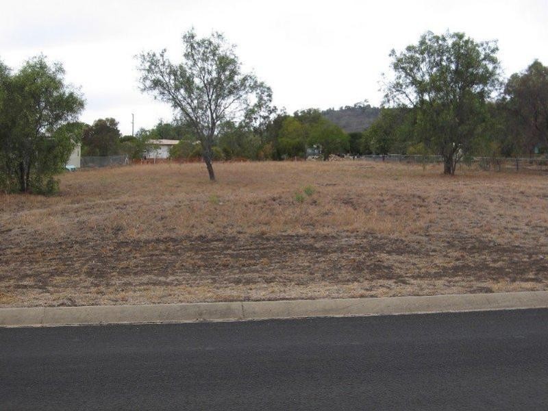 8 Rebwonga Street, Kingsthorpe QLD 4400