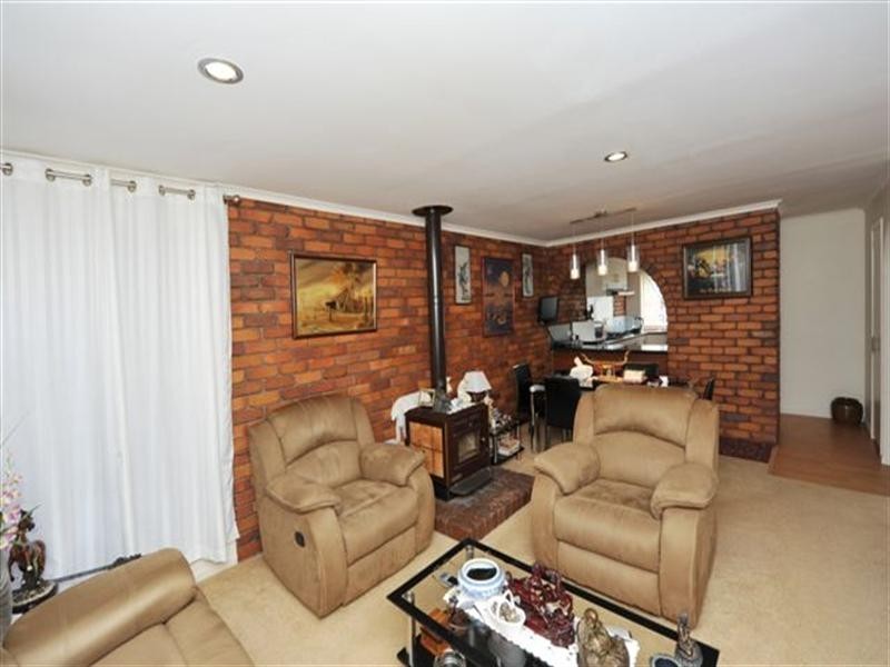 1/183 Alderley Street, Centenary Heights QLD 4350