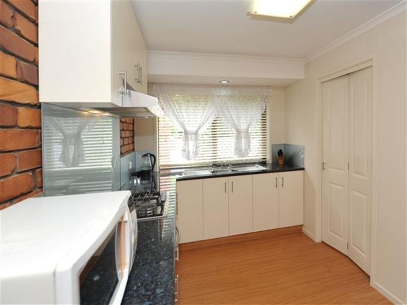 1/183 Alderley Street, Centenary Heights QLD 4350