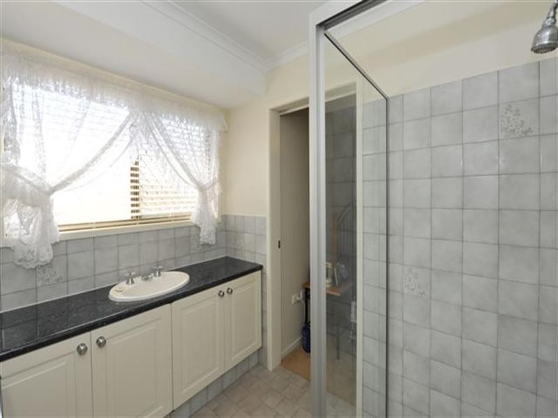 1/183 Alderley Street, Centenary Heights QLD 4350