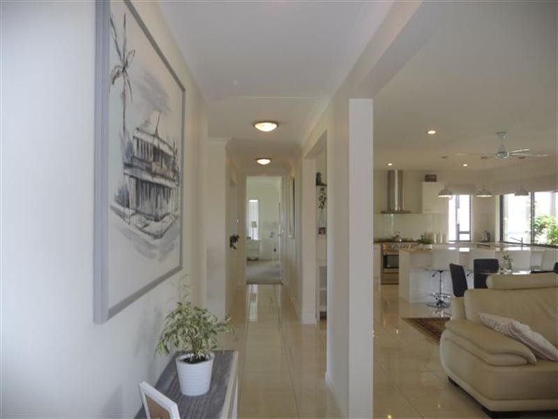 137 Main Street, Westbrook QLD 4350