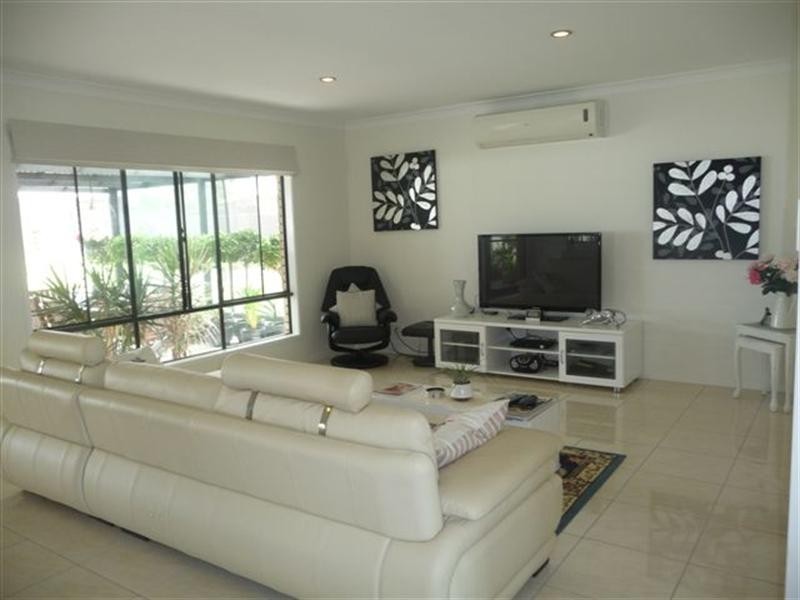 137 Main Street, Westbrook QLD 4350