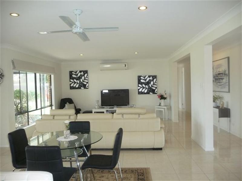 137 Main Street, Westbrook QLD 4350