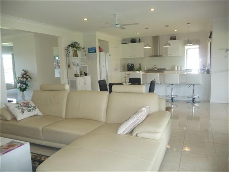 137 Main Street, Westbrook QLD 4350