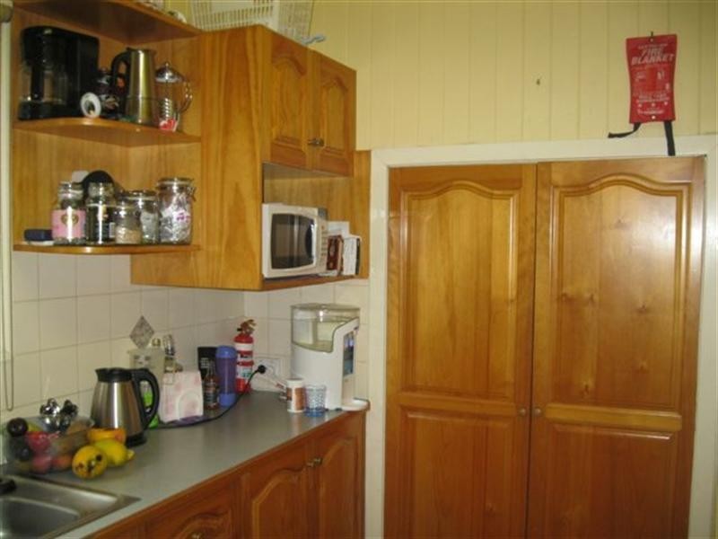 1a Curzon Street, Mount Lofty QLD 4350