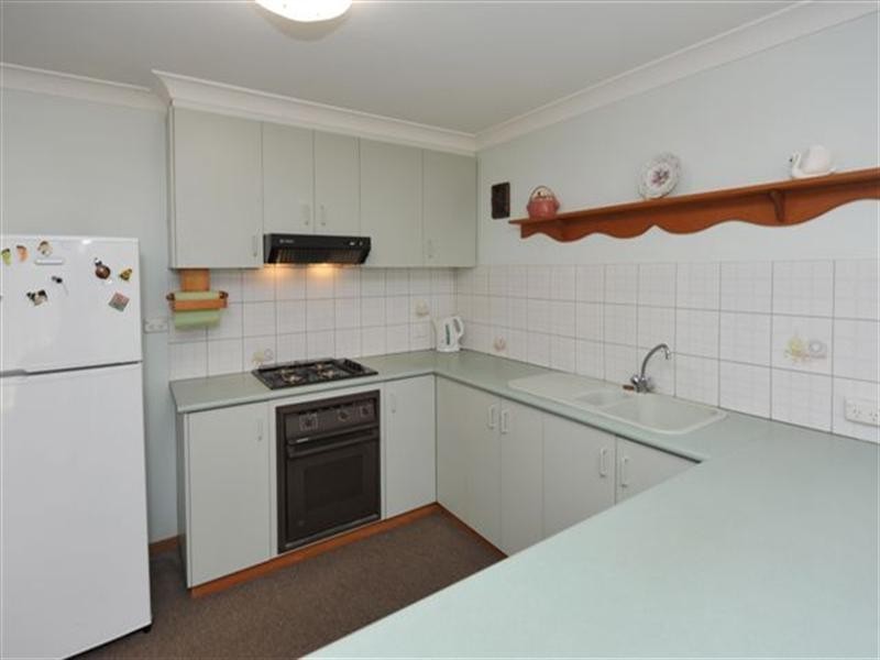 Unit 2/11c Gatfield Street, Newtown QLD 4350