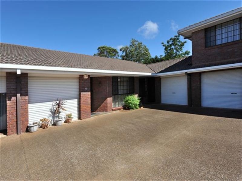 Unit 2/11c Gatfield Street, Newtown QLD 4350