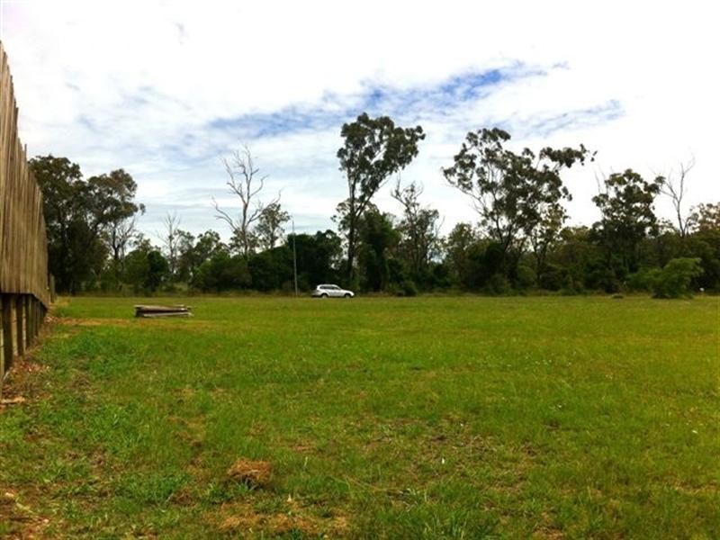 96 Peters Road, Meringandan West QLD 4352