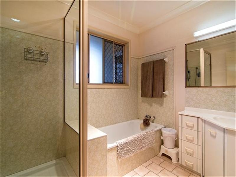 26 Emmanulla Drive, Kingsthorpe QLD 4400