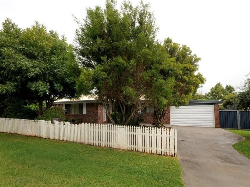 5 Wine Drive, Wilsonton QLD 4350