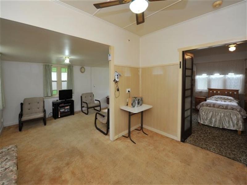 35 Perth Street, Rangeville QLD 4350