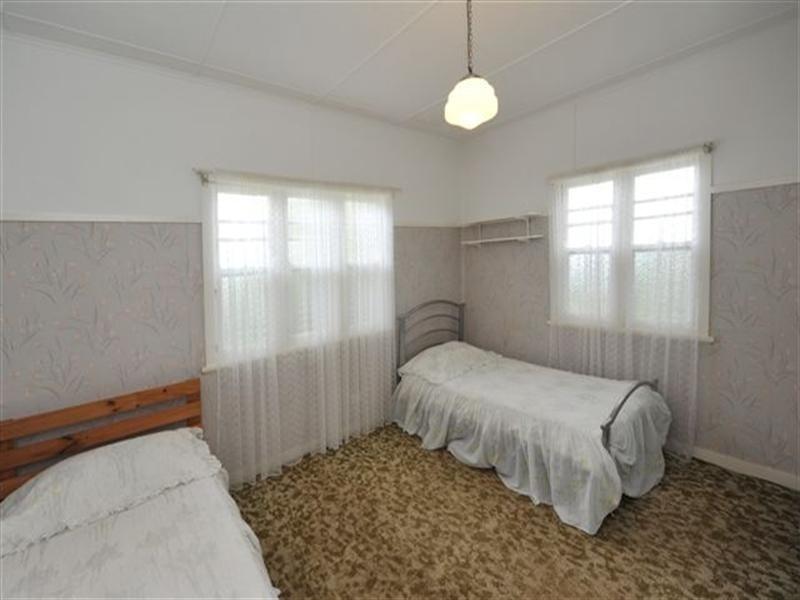 35 Perth Street, Rangeville QLD 4350