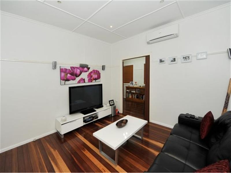 67 Llewellyn Street, Centenary Heights QLD 4350