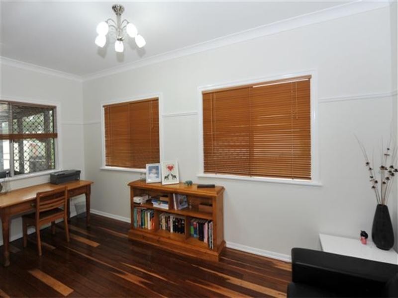 67 Llewellyn Street, Centenary Heights QLD 4350