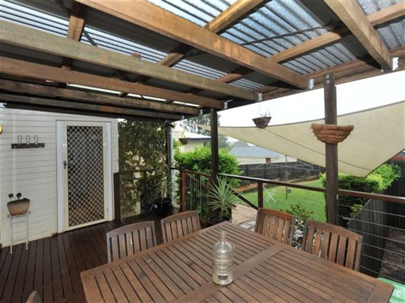 67 Llewellyn Street, Centenary Heights QLD 4350