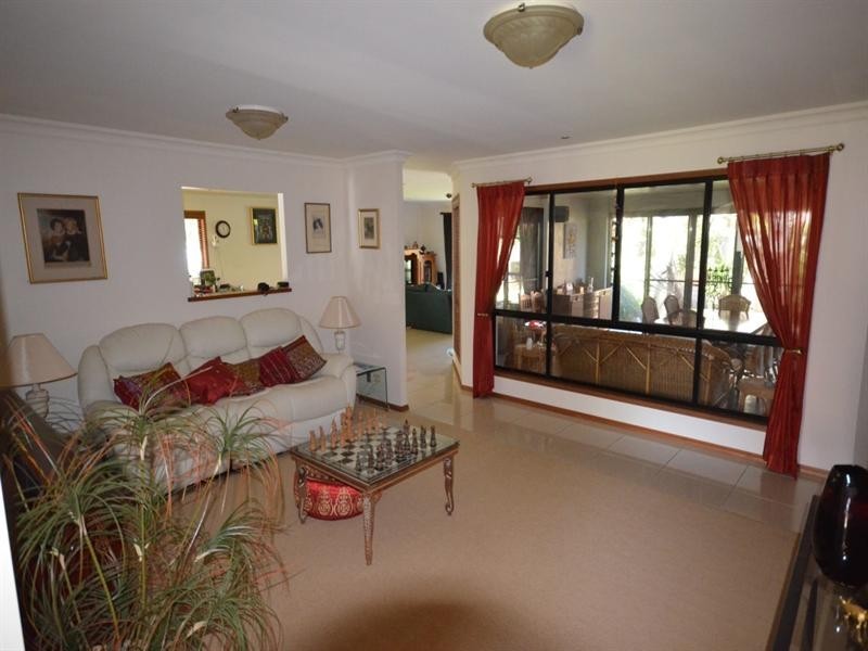 36 Fadden Crescent, Middle Ridge QLD 4350