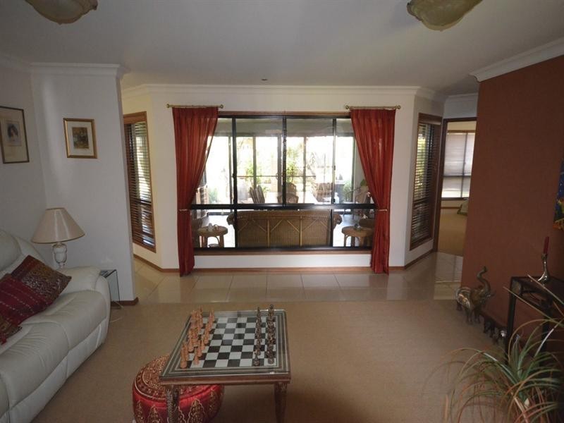 36 Fadden Crescent, Middle Ridge QLD 4350